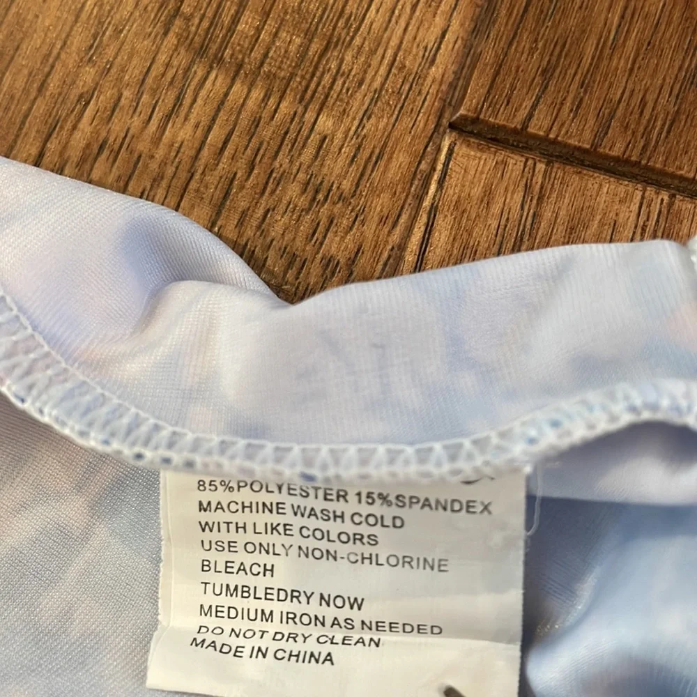 Girls Long-Sleeve Shabby Chic Blue Gymnastics Leotard Dance Leotard - Size 150